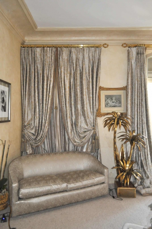 Tapissier décorateur luxe à Paris, refaire canapé, confection de rideaux sur mesure