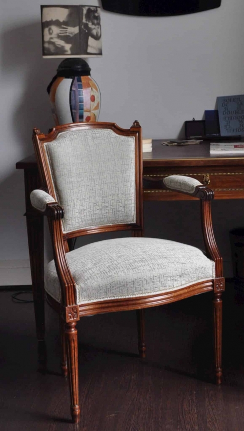 Refaire fauteuils Louis XVI à Paris, tissu éditeur Manuel Canovas Larsen